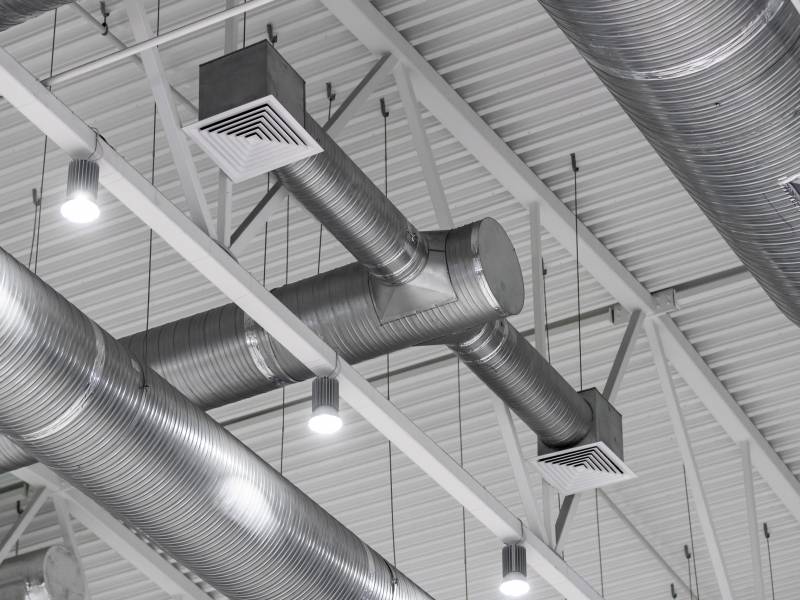 Geniş Makine Parkuru ile Seri ve Özel İmalat Havalandırma Ürünleri